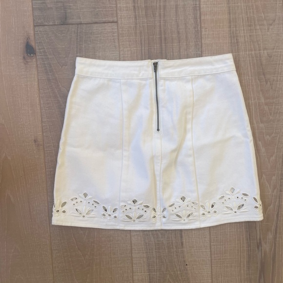 Pacsun white skirt - Picture 4 of 5